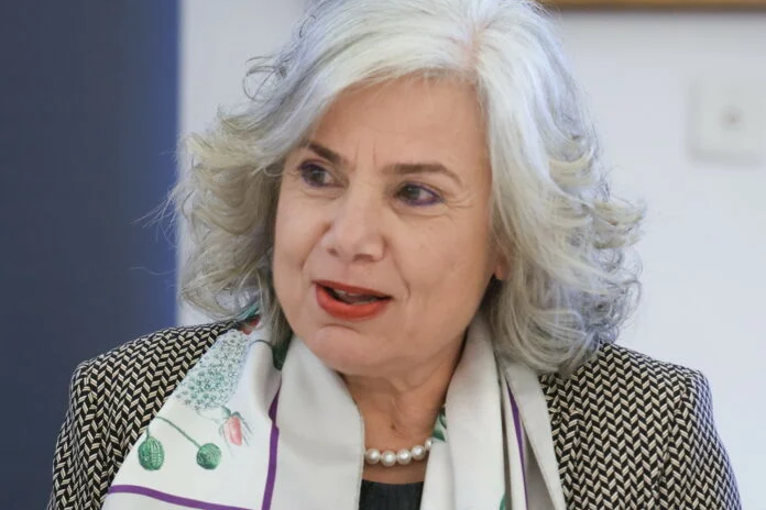 VkoussiaNaftemporiki